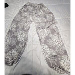 Vtg Yoga Lotus And Luna S M Rayon Gray Flowers Mandala Paisley Harem Thai Pants